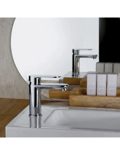 Rubinetto Miscelatore Monoforo Per Lavabo Serie Borea Jacuzzi Senza Scarico 0BO00086JA00 Cromato -Climaway Home Store rubinetto miscelatore monoforo per lavabo serie borea jacuzzi senza scarico 0bo00086ja00 cromato 2